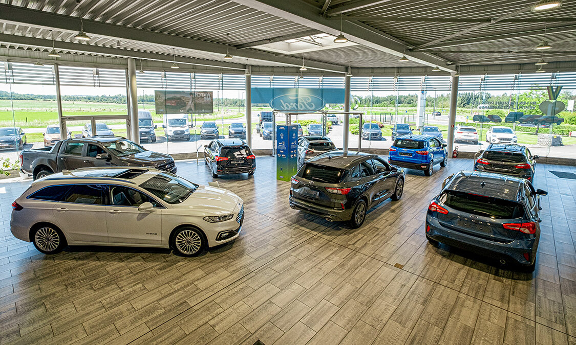 Intérieur de la concession Ford de Marche-en-Famenne