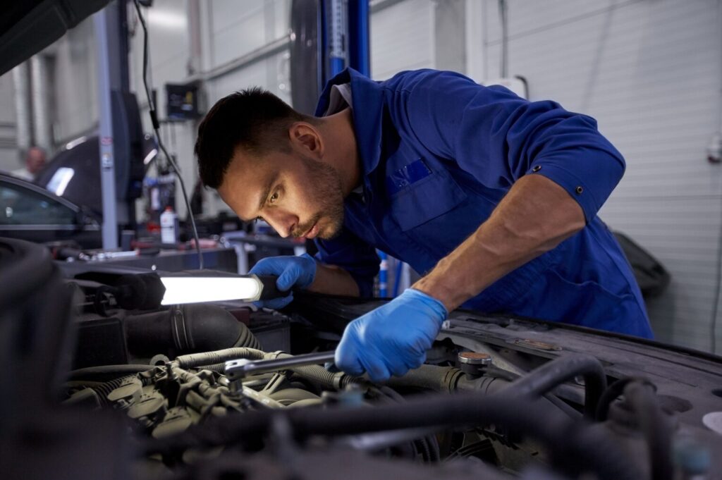 emploi mecanicien automobile